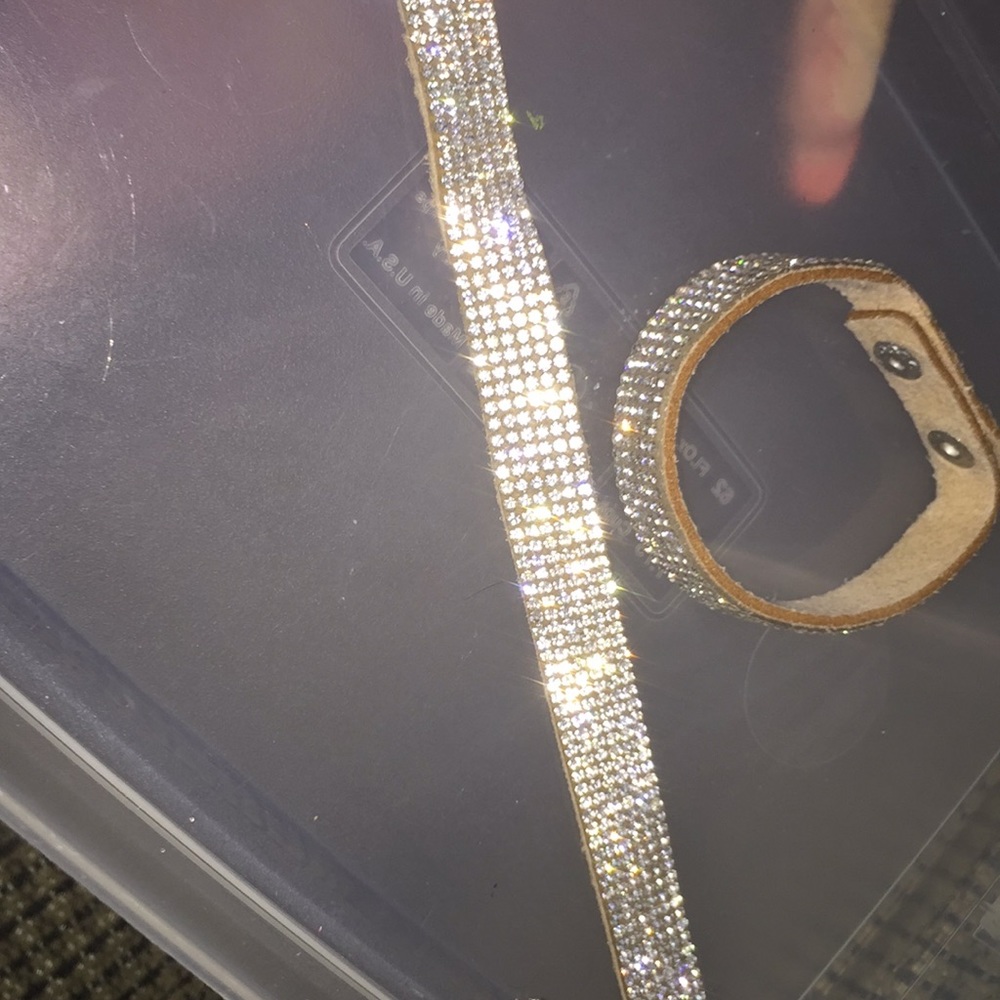 Rinestone choker and bracelet